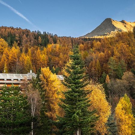 Abbraccio Alpino Apartment Pila  Luaran gambar