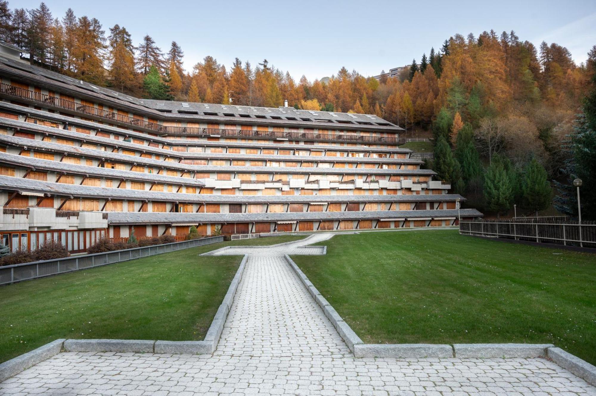 Abbraccio Alpino Apartment Pila  Luaran gambar